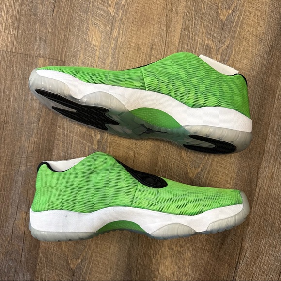 Nike Air Jordan Future Low Light Poison Green Pulse Camo - Picture 4 of 11